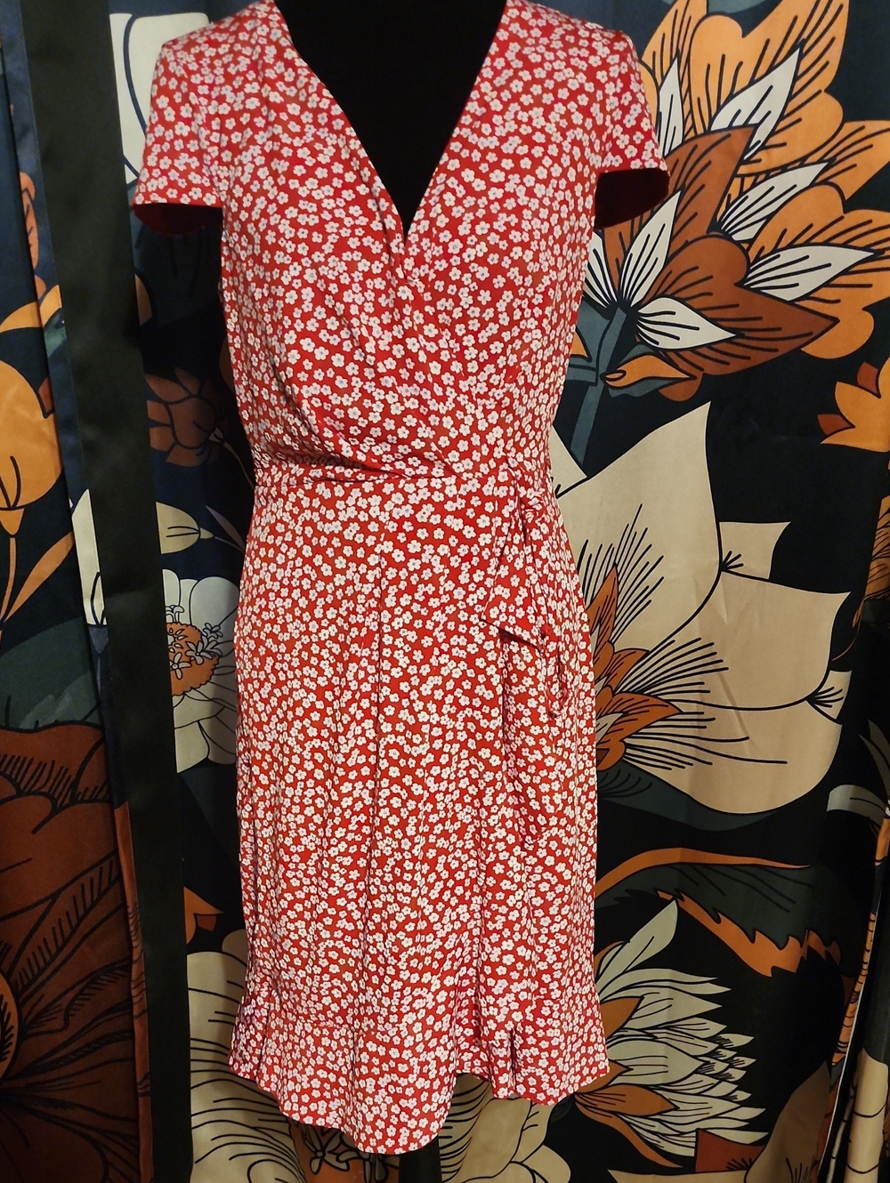 Jessica Howard Red Floral Wrap-Style Dress